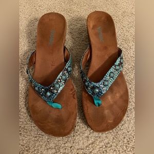 Vionic flip flops with wedge heel, size 10